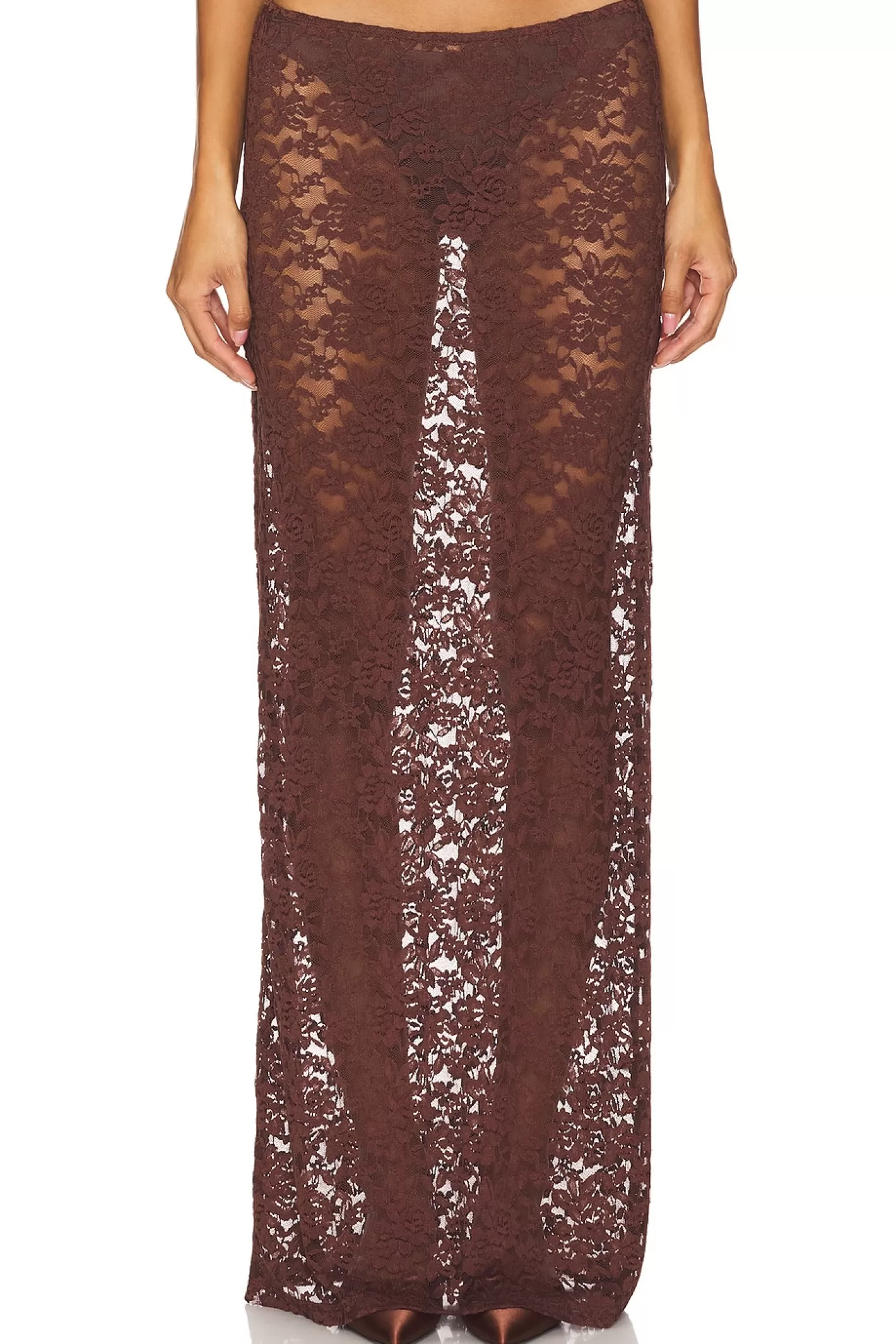 Black Swan Lace Maxi>LIONESS Hot