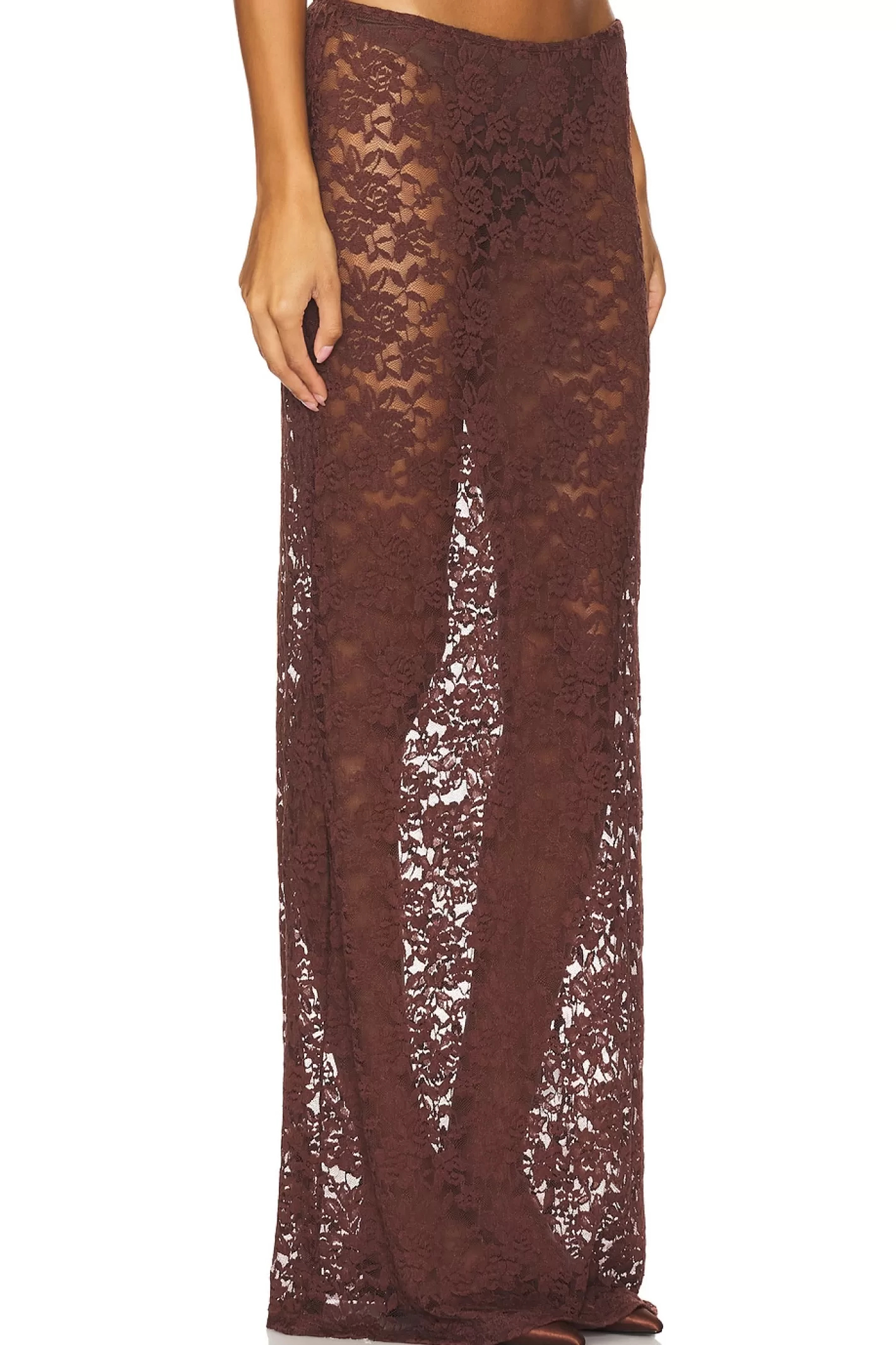 Black Swan Lace Maxi>LIONESS Hot