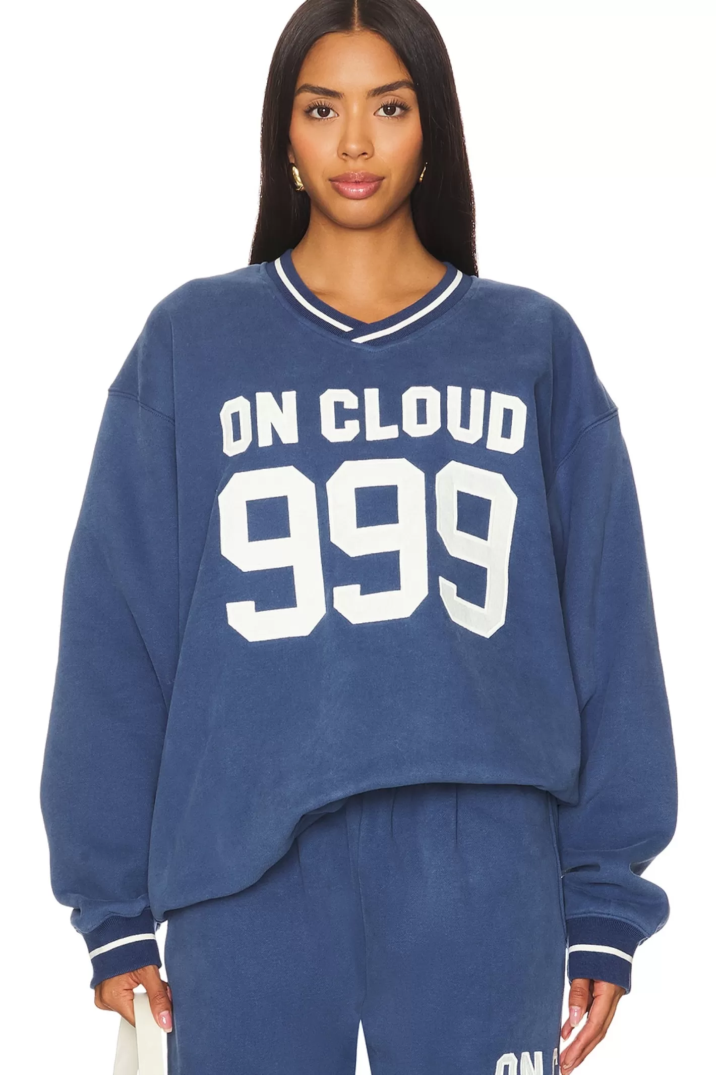 On Cloud Nine V Neck Sweatshirt>The Mayfair Group Outlet