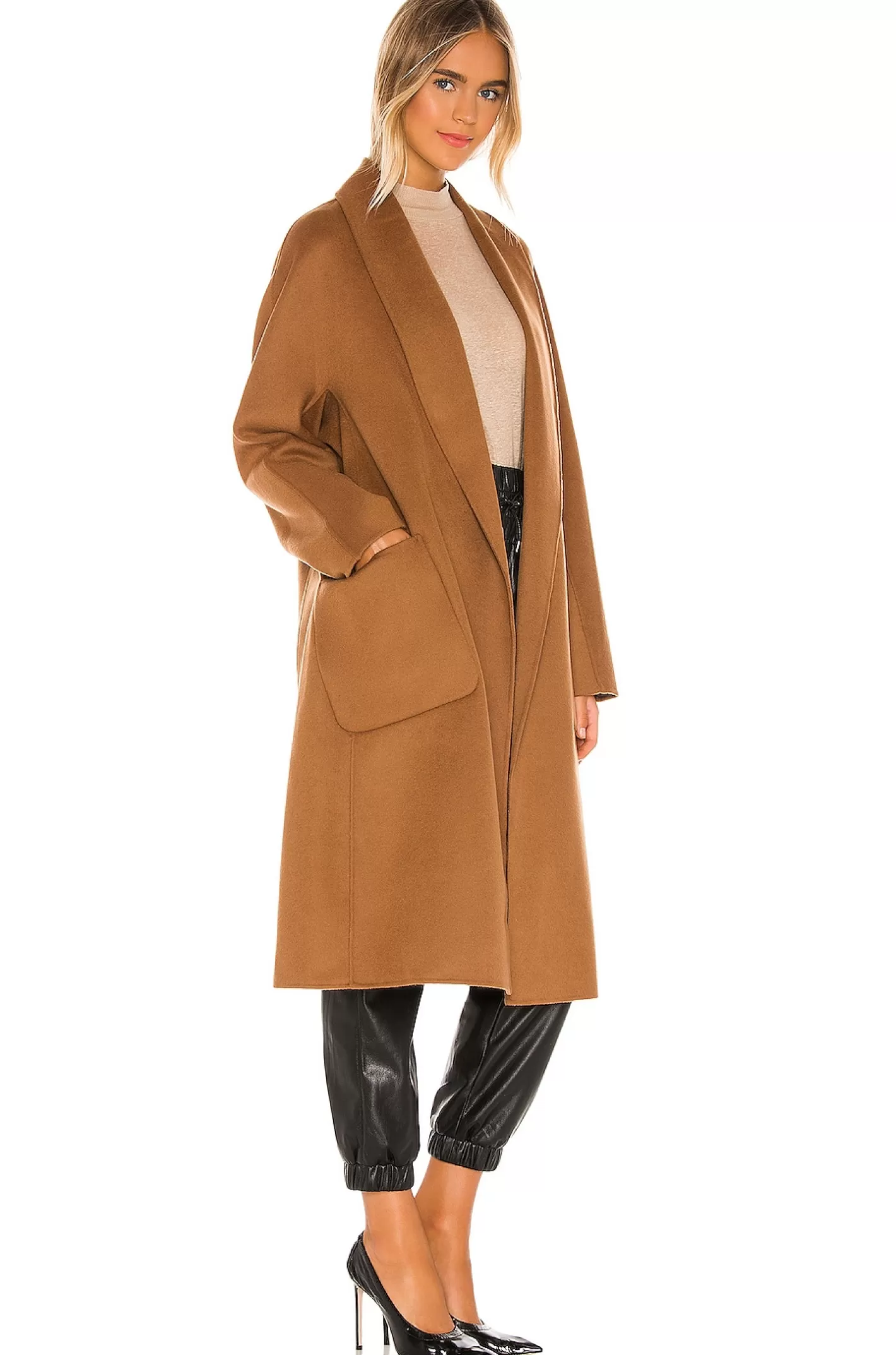 Thara Coat>LAMARQUE Outlet